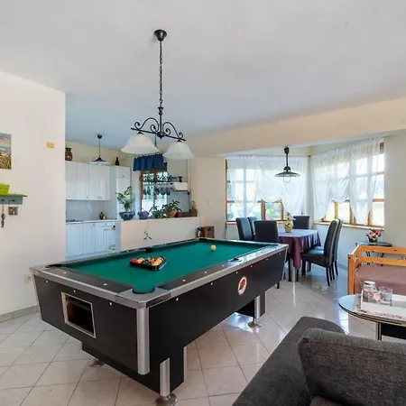 Mandulavirag Vendeghaz Apartamento